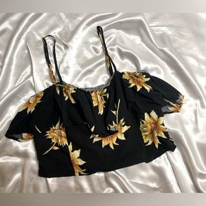 Forever 21 Fitted Crop top with Ruffle Over lapping. Size: M